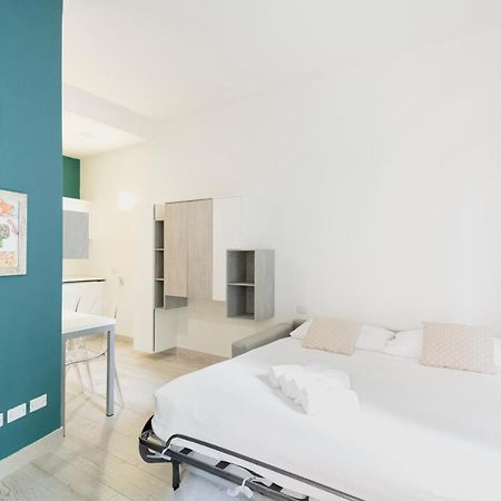 Easylife - Comodo Studio In Corso Di Porta Romana Milan Bagian luar foto